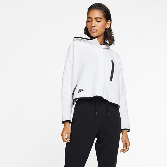 NWT Nike sportswear tech fleece - Picture 5 of 8